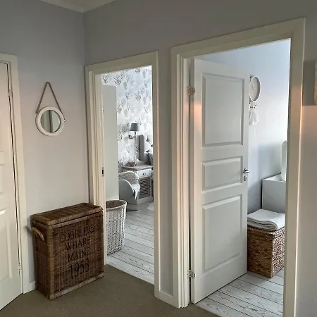 Apartament Biały Hampton W Playa Baltis