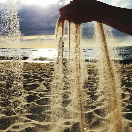 Daire Bialy Hampton W Playa Baltis