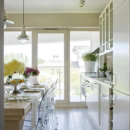 Daire Bialy Hampton W Playa Baltis Miedzyzdroje